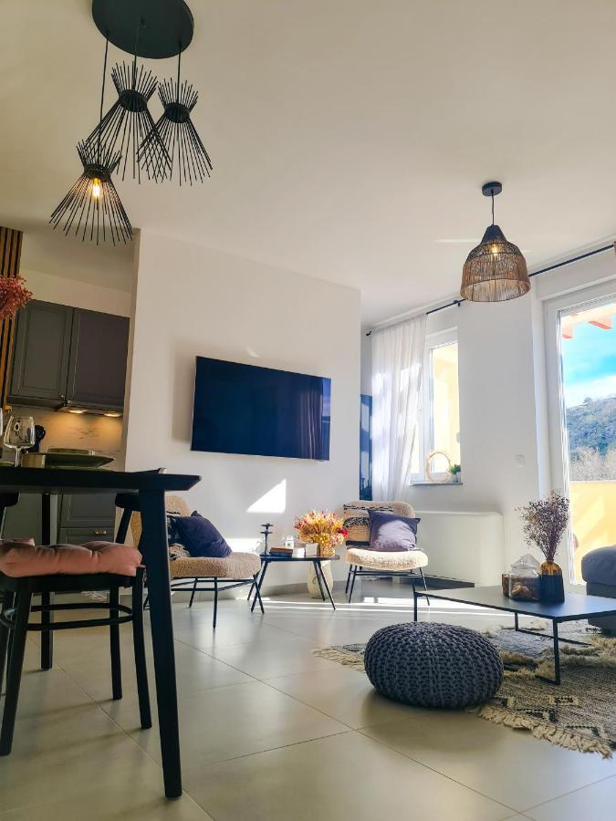New - Apartment Finis Сень Екстер'єр фото