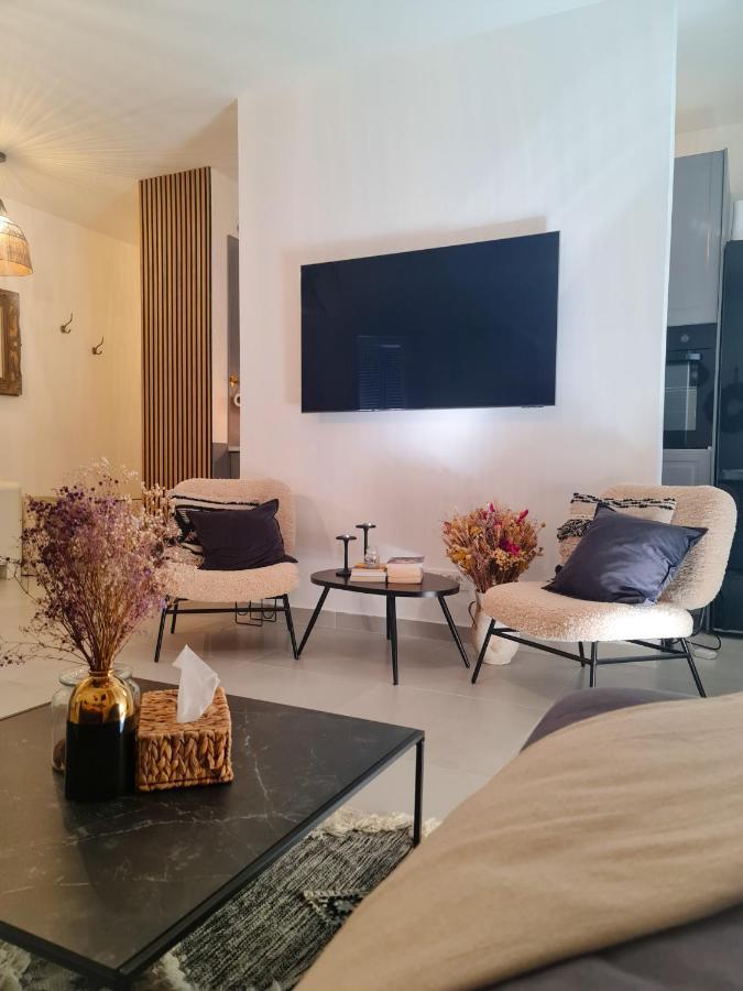 New - Apartment Finis Сень Екстер'єр фото