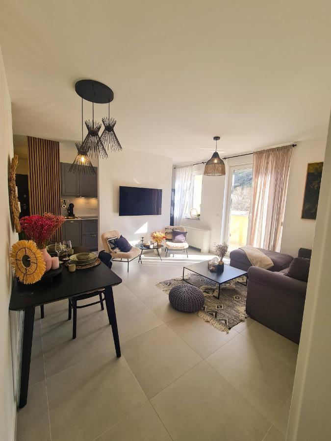 New - Apartment Finis Сень Екстер'єр фото